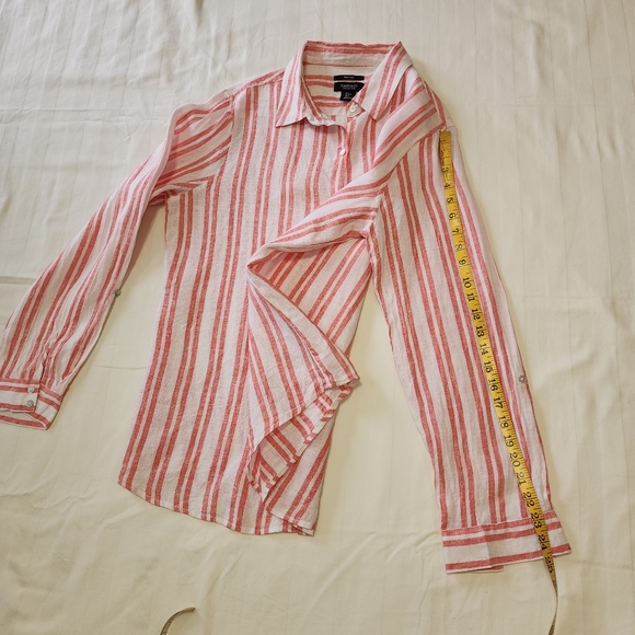 Long sleeve  button-up shirt Size L - Picture 6 of 6